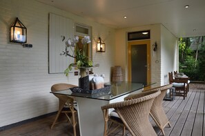 House | Balcony
