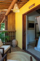 Habitación Deluxe con 1 cama doble o 2 individuales, 1 cama de matrimonio | Minibar, wifi gratis, ropa de cama