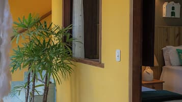 Quarto Triplo | ミニバー、WiFi (無料)、ベッドシーツ