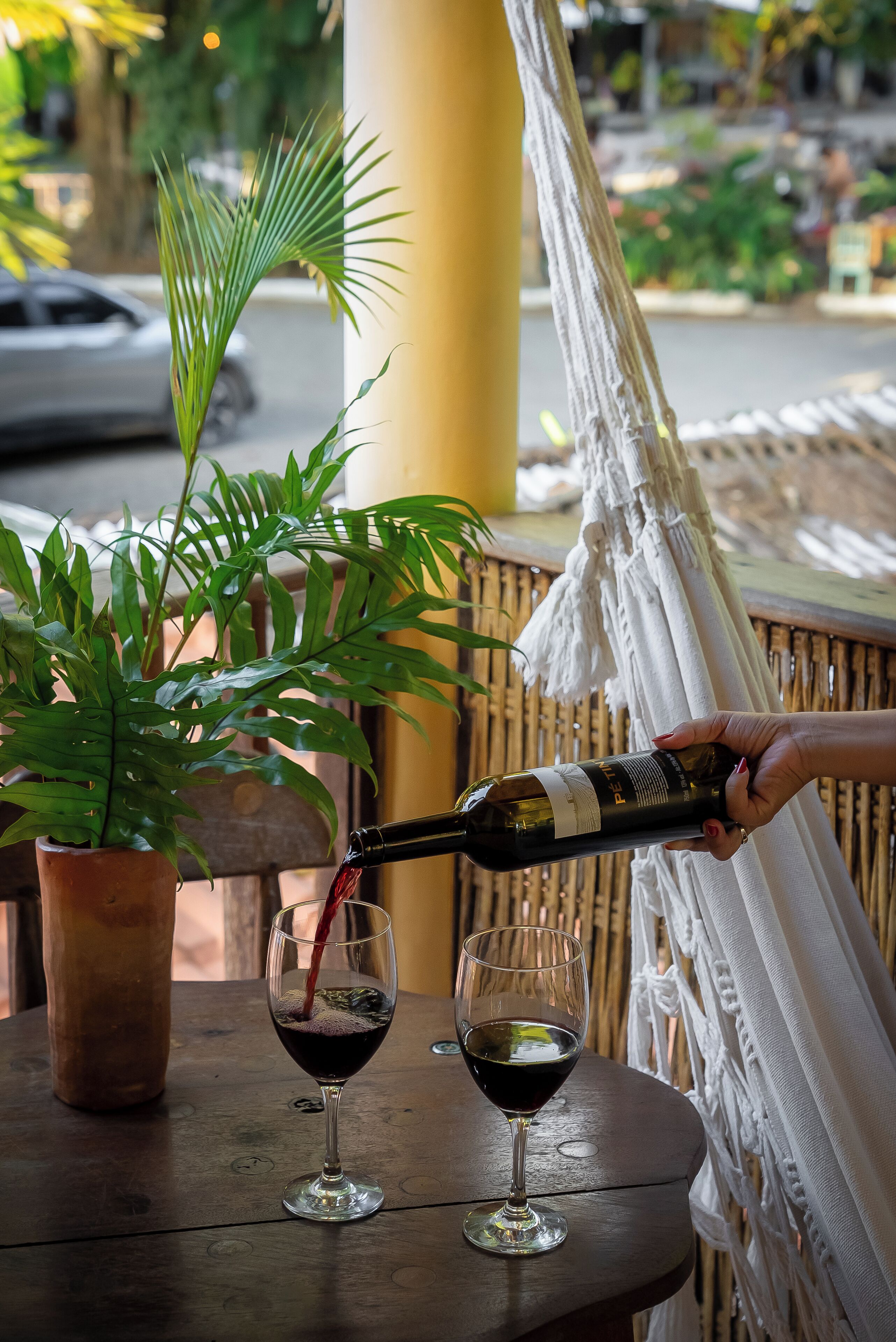 Quarto Triplo | 迷你吧、免费 WiFi、床单