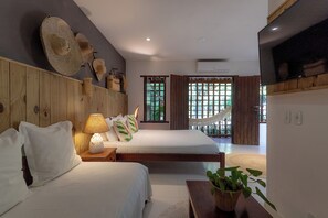 Minibar, wifi gratis y ropa de cama 