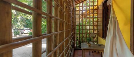 Kamar Quadruple Keluarga | Minibar, Wi-Fi gratis, dan seprai linen