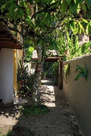 Entrada de la propiedad