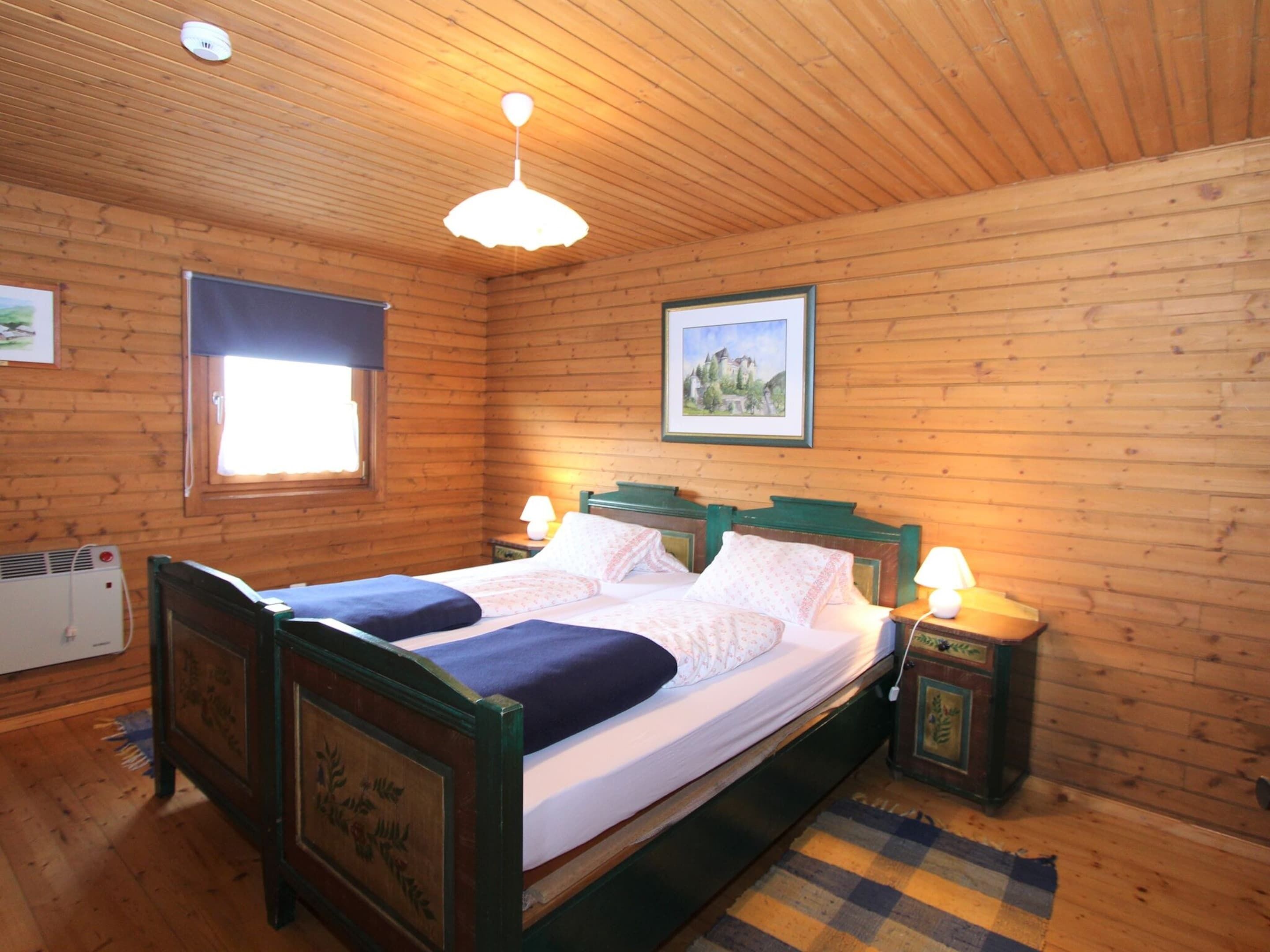 House | 2 bedrooms, bed sheets