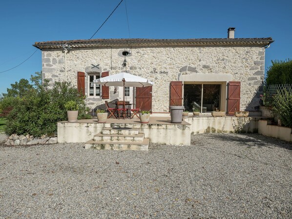 House | Exterior - Wonderfull Gite at the Forest Edge in Beautiful Surroundings of Grezet Cavagnan (Grezet-Cavagnan)