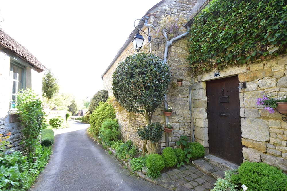 Charming Escape, Yevre-la-ville - Yèvre-la-Ville
