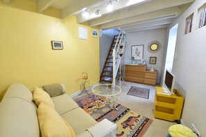 House | Living room - Charming Escape, Yevre-la-ville (Yèvre-la-Ville)