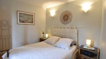 House | 3 bilik tidur, cadar katil