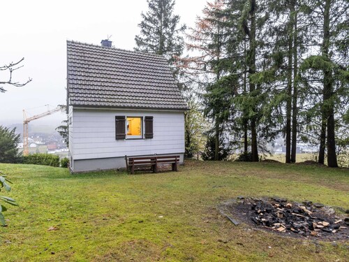 Gemutliches Ferienhaus im Sauerland in der Natur