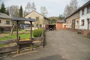 House | Exterior - Eifel Retreat Near Volcanic Lakes (Ulmen)