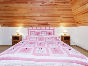 House | 2 bedrooms, individually furnished, bed sheets - Calvinet Countryside Escape (Puycapel)