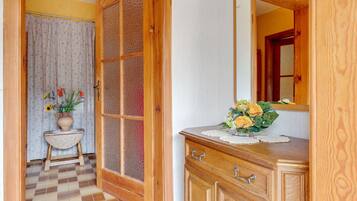 Apartment | Reception