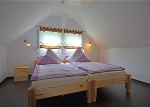 House | 2 bedrooms, individually furnished, bed sheets - Naturparadies Bad Laasphe (Bad Laasphe)