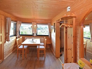 獨棟  房屋 | 用餐區