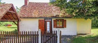 Peaceful Cottage in Savignac