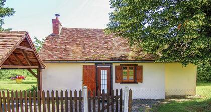 Peaceful Cottage in Savignac