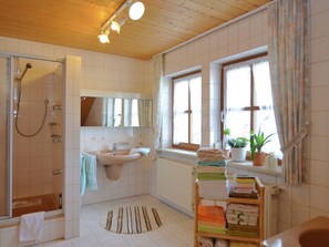 Apartment | Bathroom - Ferienwohnung in Bernhardsberg Nahe Skipisten (Waldkirchen)