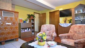 Apartment | Living area