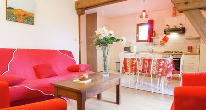 Cottage in Bourgnac With Whirlpool