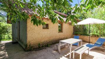 Cottage | Bahagian luar