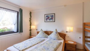 Apartment - Hillside Cottage Near Winterberg (Hallenberg)