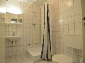 Apartment | Badezimmer