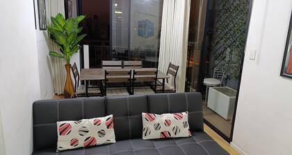 Pet Friendly Apart(9 Person max)+Pool+Grill+Billiards+Gym