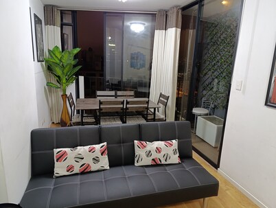 Pet Friendly Apart(9 Person max)+Pool+Grill+Billiards+Gym