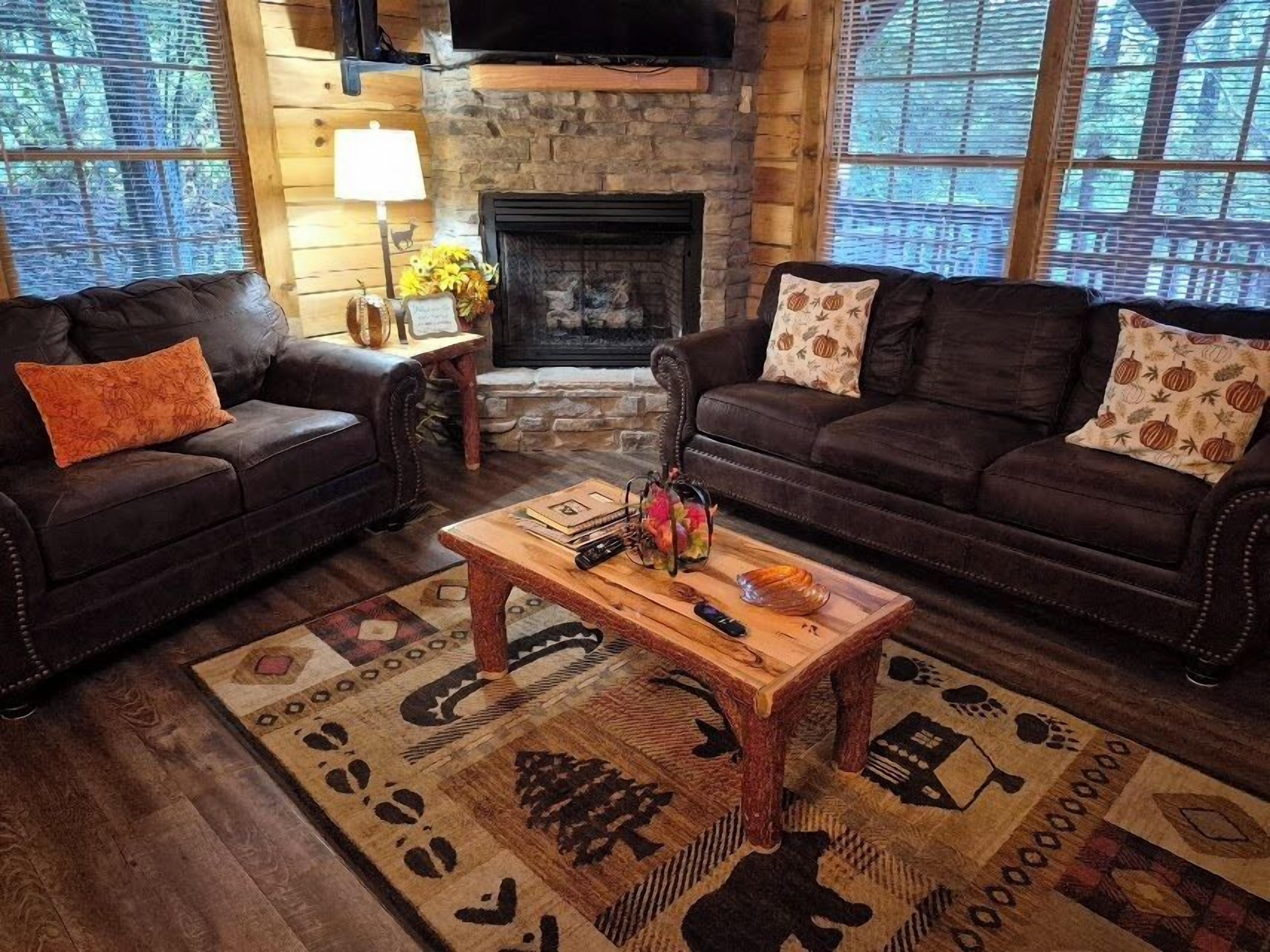 Flat-screen TV, fireplace