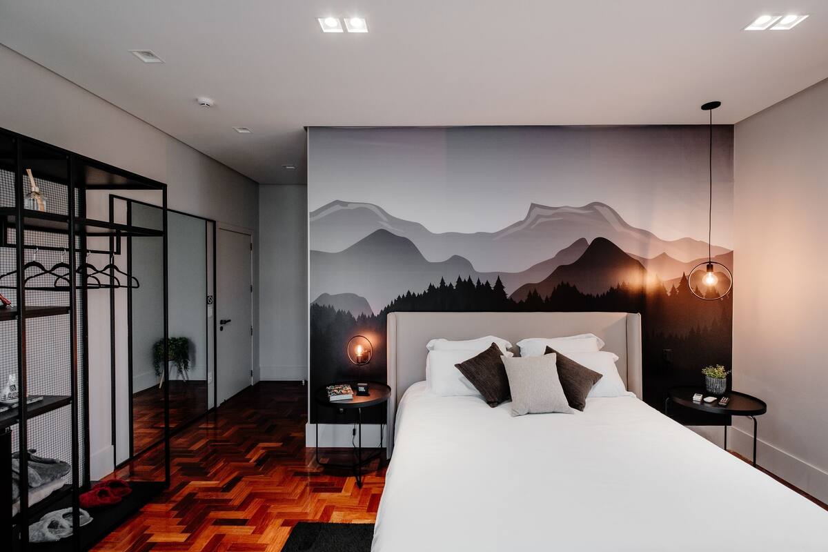 Premium bedding, pillowtop beds, minibar, individually decorated