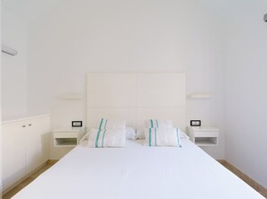 3 bedrooms, iron/ironing board, free WiFi, bed sheets - Deluxe Bungalow Albaricoques Suites Maspalomas I (Maspalomas)