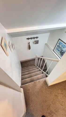 Dartmouth Town Center Stylish Apt Nancie & Parking