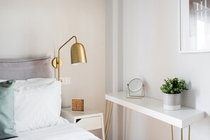 2 habitaciones, tabla de planchar con plancha y wifi gratis