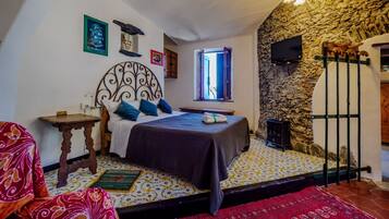 3 Schlafzimmer, Reisekinderbett, kostenloses WLAN, Bettwäsche