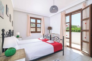 2 habitaciones, tabla de planchar con plancha, wifi y ropa de cama