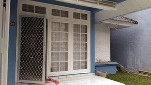 Exterior detail - Jogja Homestay Farm (Yogyakarta)