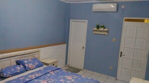 4 bedrooms, WiFi - Jogja Homestay Farm (Yogyakarta)