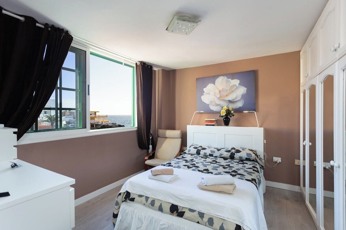 2 bedrooms, iron/ironing board, travel crib, WiFi