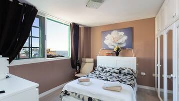 2 bedrooms, iron/ironing board, travel crib, WiFi
