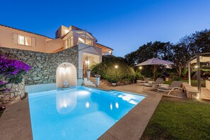 Pool - Villa Le Rocce - Five Bedroom Villa, Sleeps 10 (Porto Rotondo)