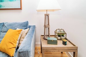 Télévision à écran plat