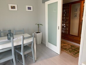 Dining - Dom Ruas Apartment (Peso da Régua)