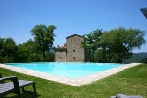 Pool - Beautiful private villa for 16 guests with private pool, WIFI and TV (Arezzo)