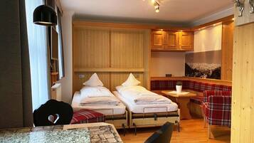 1 bedroom, Internet, bed sheets