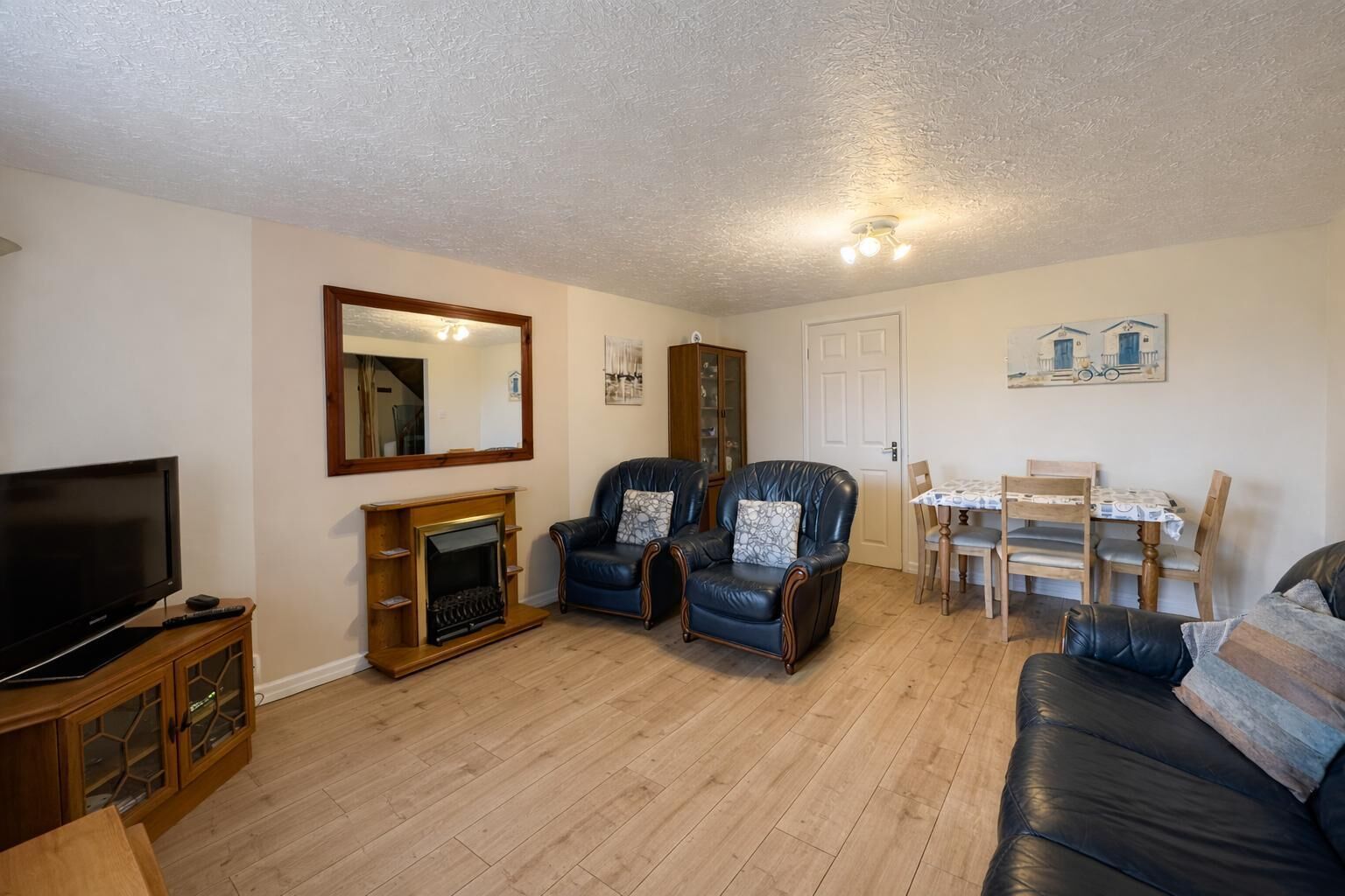 Seaside Holiday Cottage By The Beach In Beautiful Hemsby, Norfolk Ref 99006j - Winterton-on-Sea