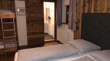 1 bedroom, travel crib, WiFi, bed sheets