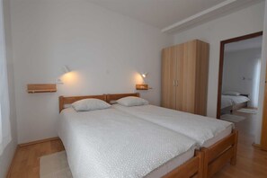 2 bedrooms, Internet