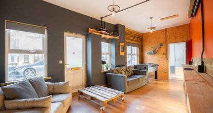 Afan Valley Escapes 2 Bedroom House, capacidad para 5 personas cerca de senderos para bicicletas de montaña