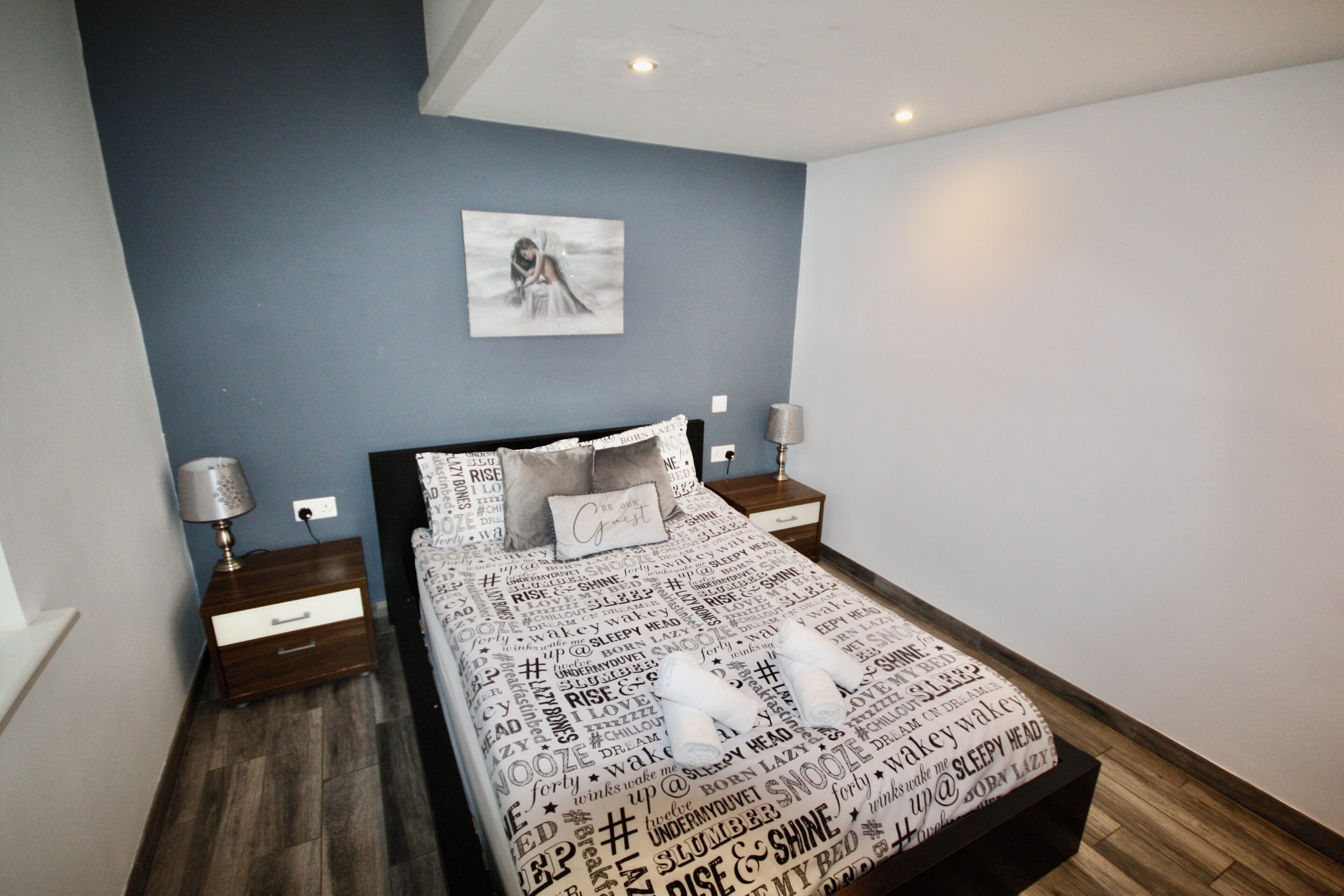 2 bedrooms, iron/ironing board, travel cot, WiFi