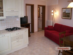 Smart TV, lettore DVD, videoteca